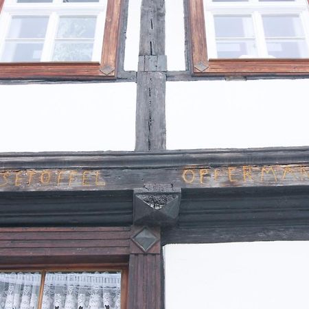 Urlaub Im Fachwerk - Das Sattlerhaus 크베들린부르크 외부 사진